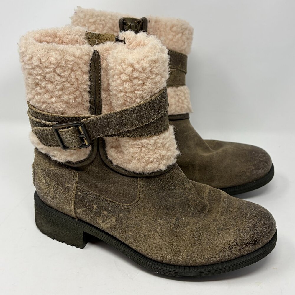UGG women's Blaire III short boots 6 sherpa green shearling cuff buckle snow